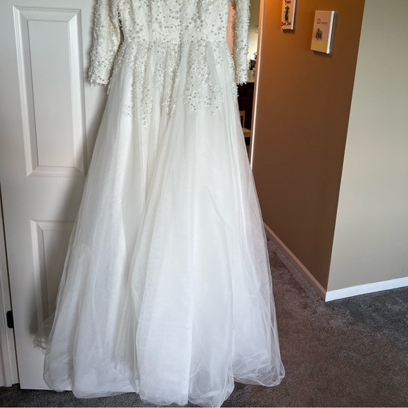 Modest Wedding dress custom made size 4 - Picture 1 of 11
